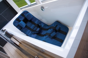 Leżaczek do kąpieli dla dzieci